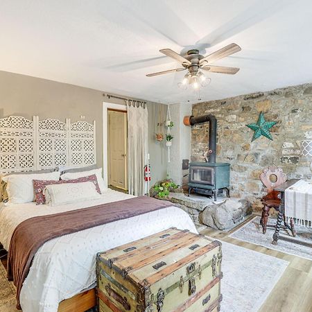 Charming Getaway Less Than 1 Mi To Downtown Lambertville! Exteriör bild